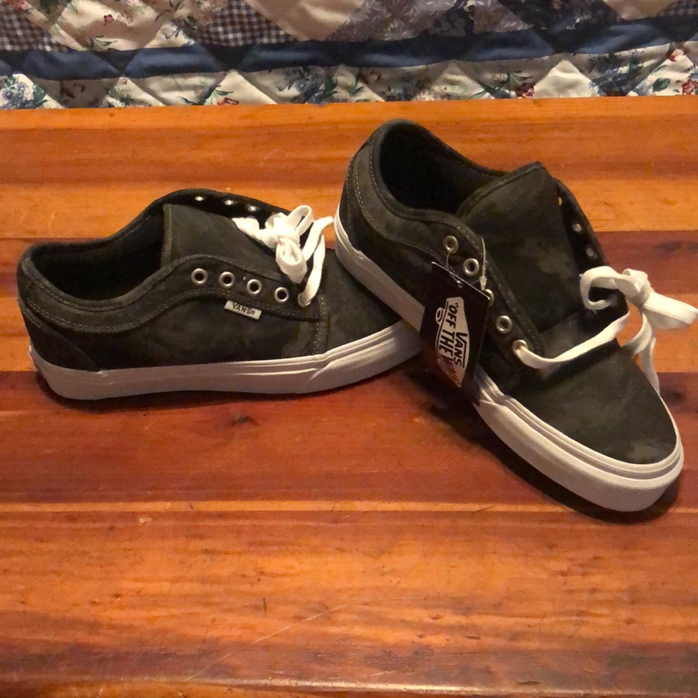 Van’s Tennis shoe